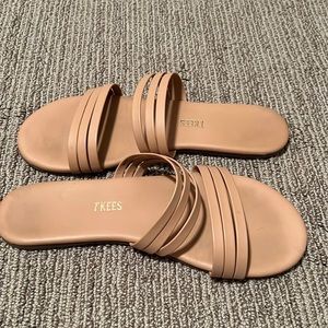 Tkees nude sandal